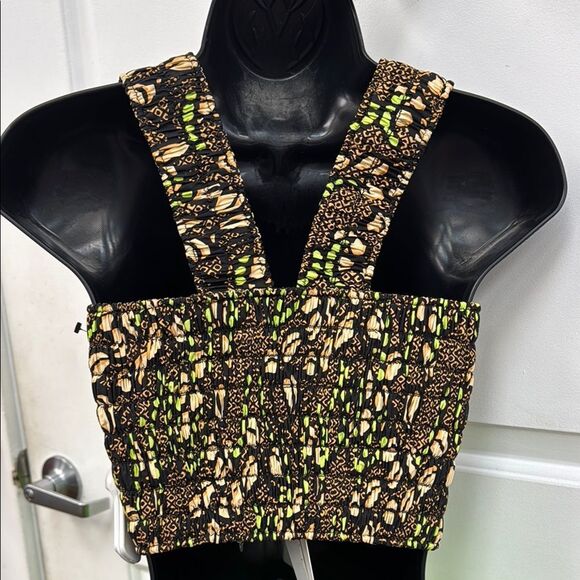 A.L.C. Black and Gold Fitted Crop Tank Top - Picture 4 of 6